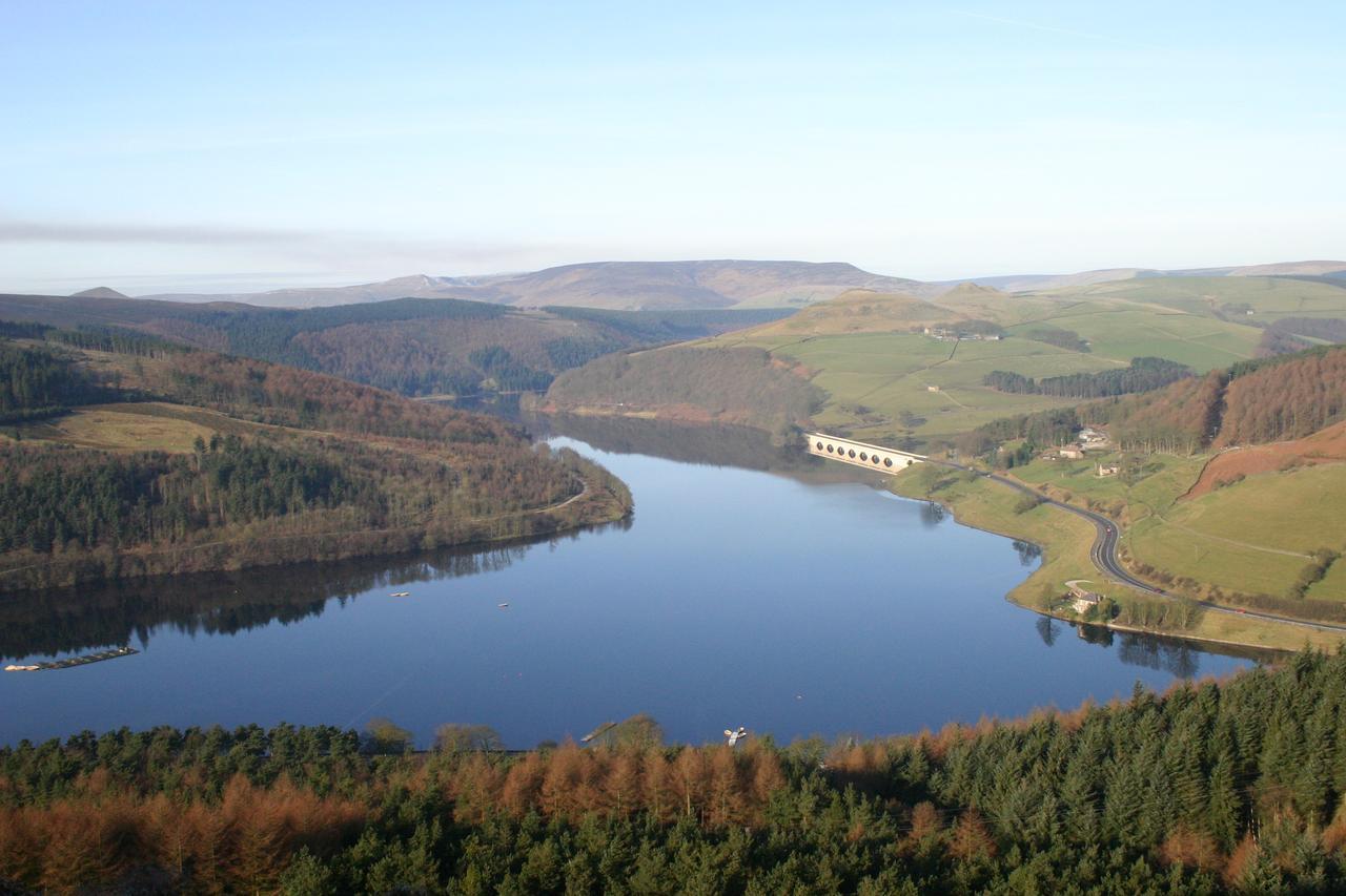 Yorkshire Bridge Inn Bamford Exterior photo
