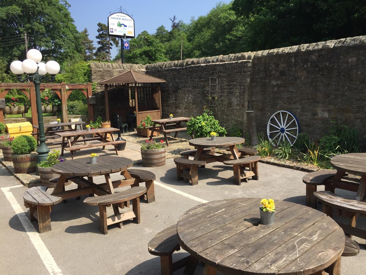 Yorkshire Bridge Inn Bamford Exterior photo